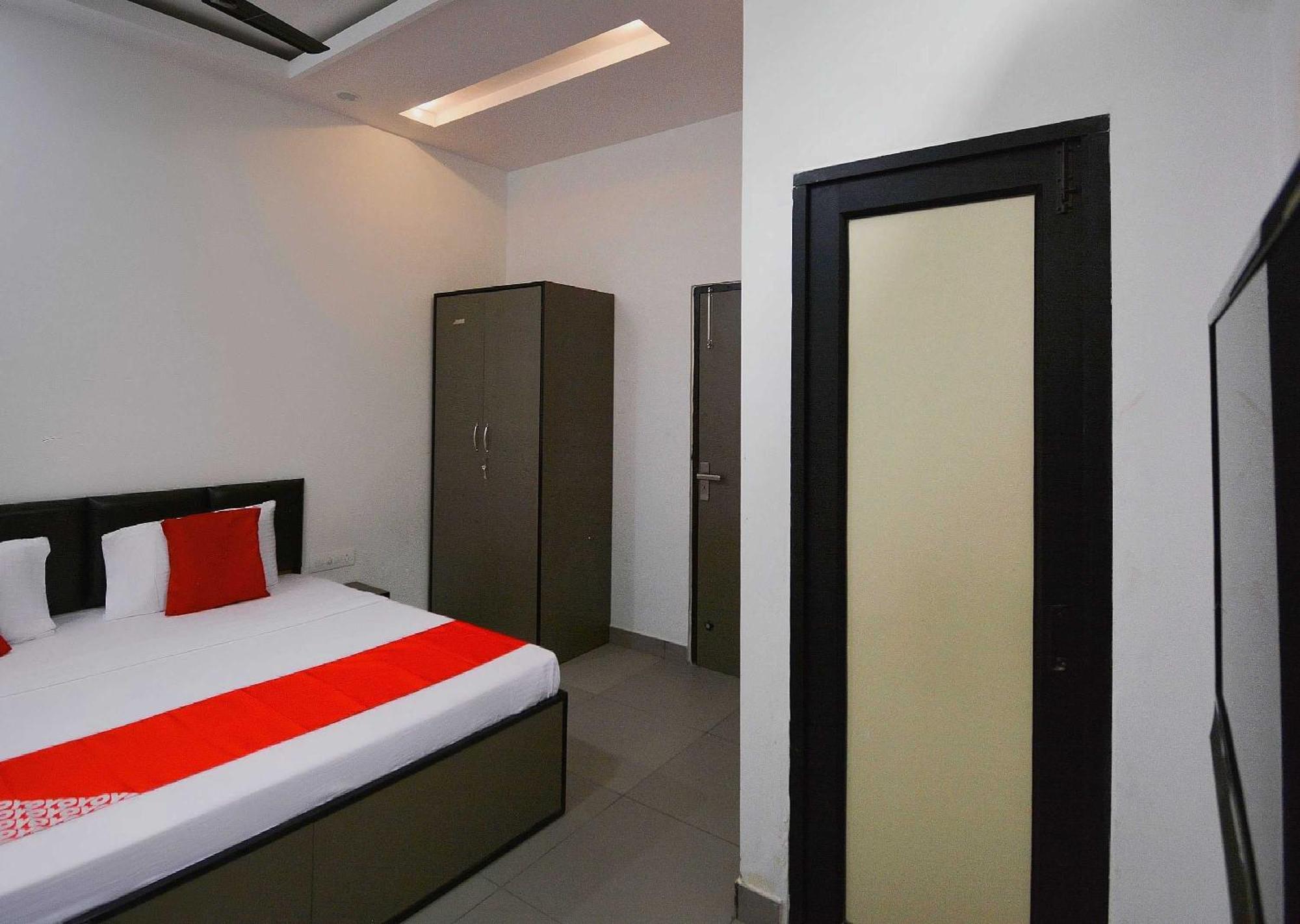 Hotel O White Solitaire Ludhiana Exterior photo
